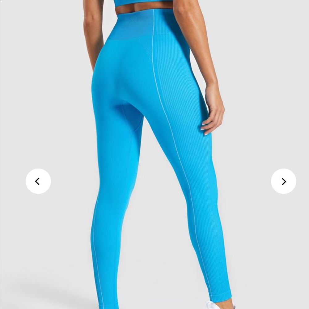 Gymshark set - Picture 4 of 7